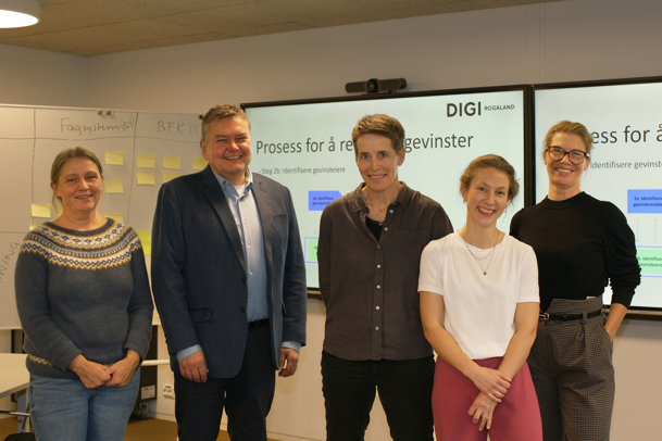 Fra venstre Siv Maiken Vågseter, Rune Hauge, Christine Sandvold, Marie Berge Trondsen og Marianne Lande-Sudall.